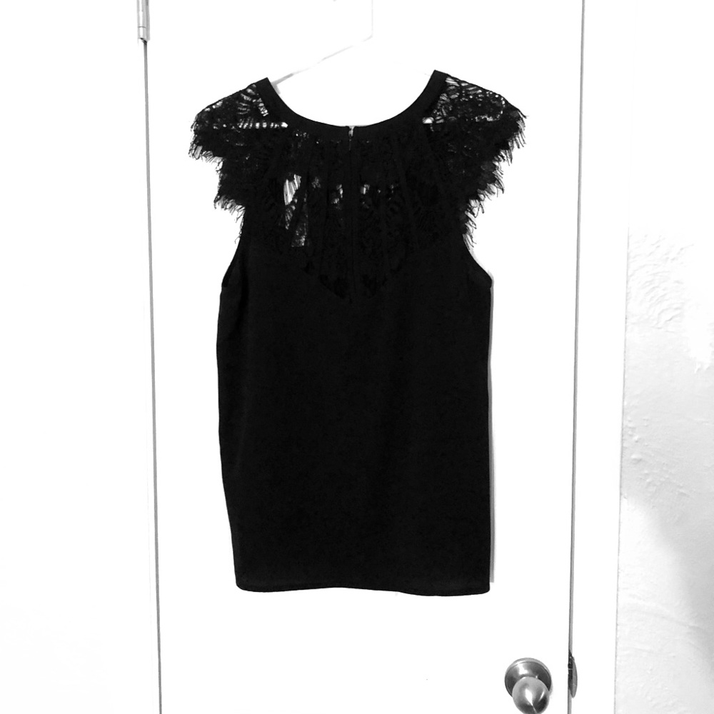 Cap sleeve top